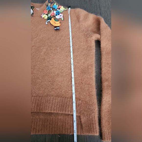 Very warm sweater with embroidery, size S - Picture 9 of 10